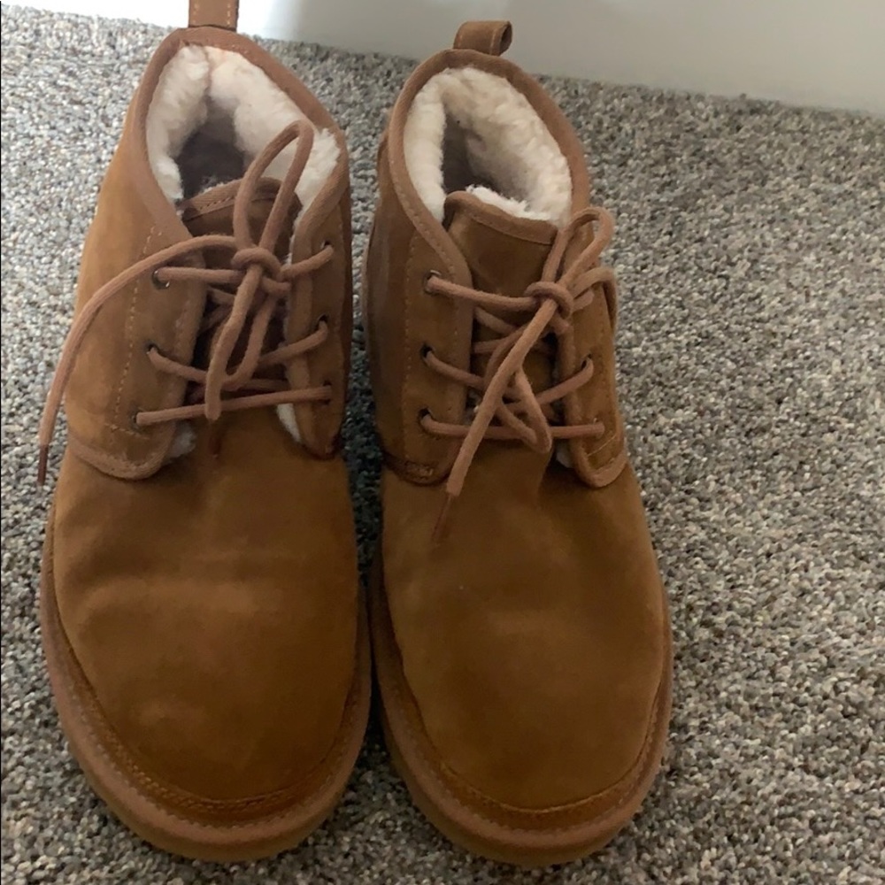 Ugg slippers - Picture 2 of 4